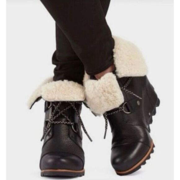 Sorel Joan of Arctic Wedge Shearling Boot in Black Size 7 - Picture 2 of 15